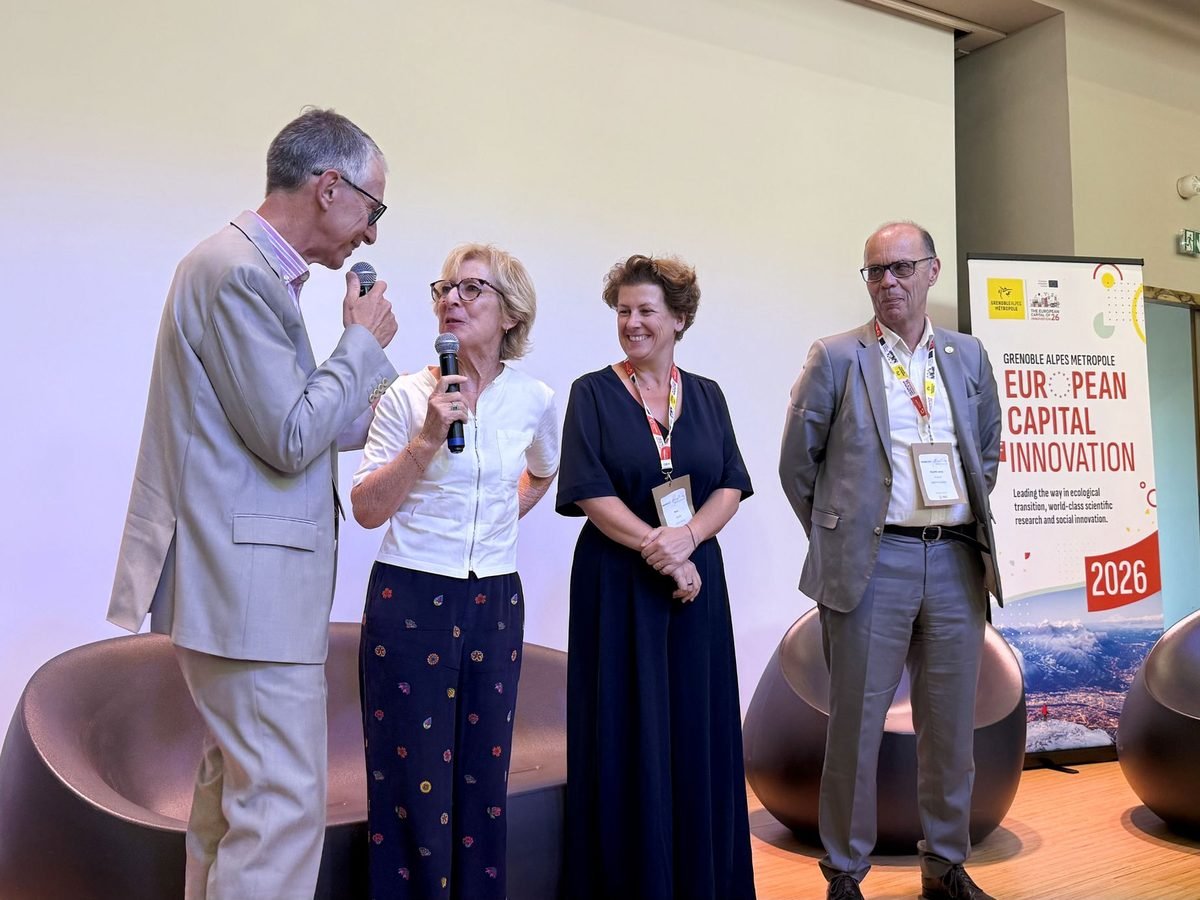 Intervenants sur scène